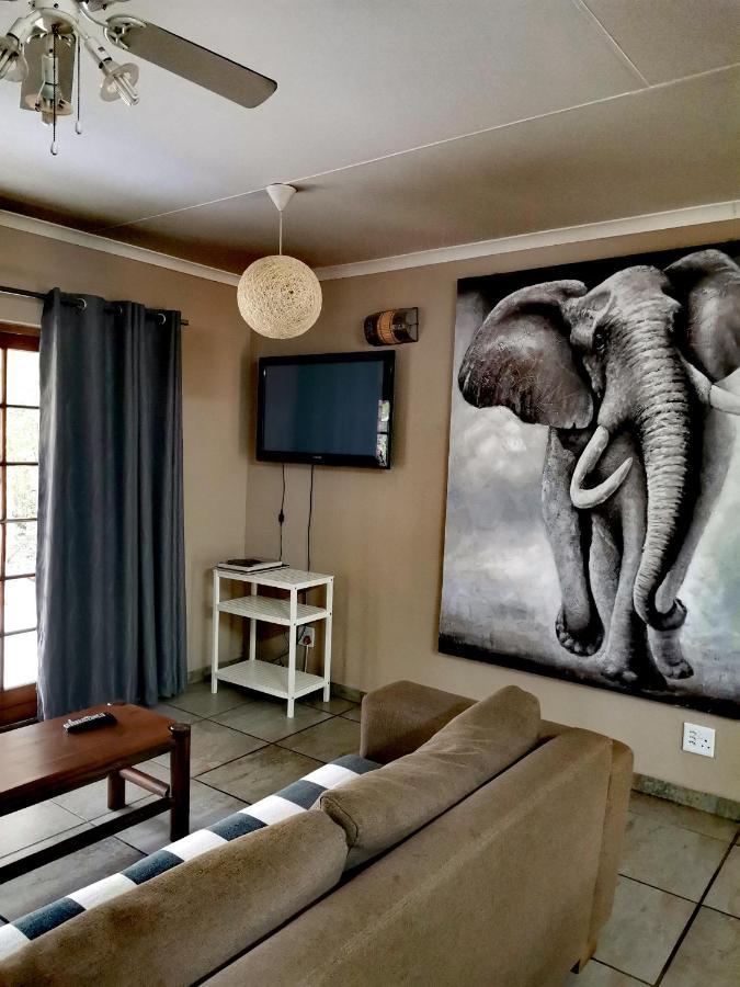 Villa Lion King Marloth Park Exterior foto