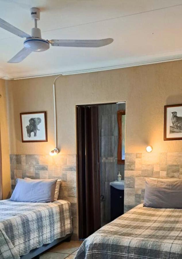 Villa Lion King Marloth Park Exterior foto
